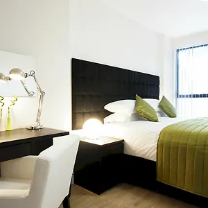 Andora Apartment London